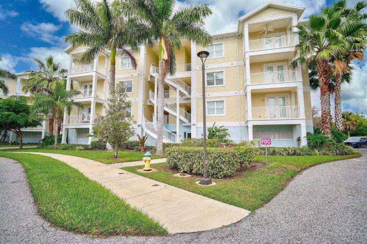 Palma Sola Bay Club Condominium ブレーデントン エクステリア 写真